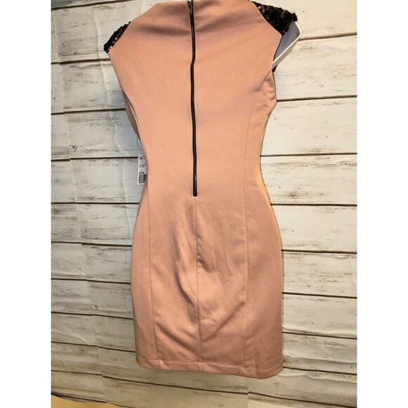 Forever 21 Salmon Color w Black Sequin Shoulder-Sleeveless Dress Small Mini NWT - Picture 3 of 12